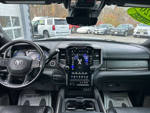 Used 2020 RAM 2500 Limited image 12