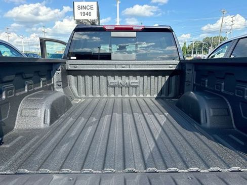 Used 2024 GMC Sierra 1500 Elevation w/ Elevation Premium Package image 10