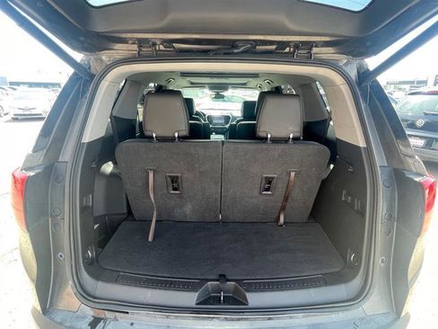 Used 2019 GMC Acadia SLT image 7