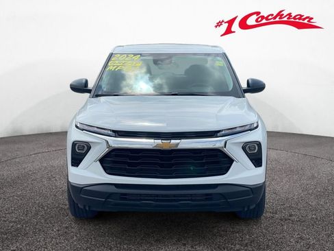 Used 2024 Chevrolet TrailBlazer LS AWD/4WD image 32