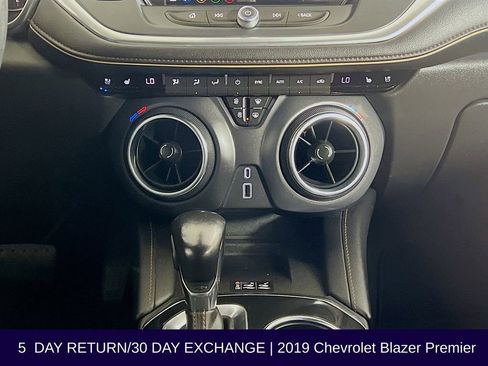 Used 2019 Chevrolet Blazer Premier w/ Sun and Wheels Package AWD/4WD image 22