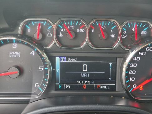 Used 2018 Chevrolet Silverado 1500 LT AWD/4WD image 12