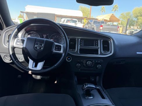Used 2012 Dodge Charger SXT image 16