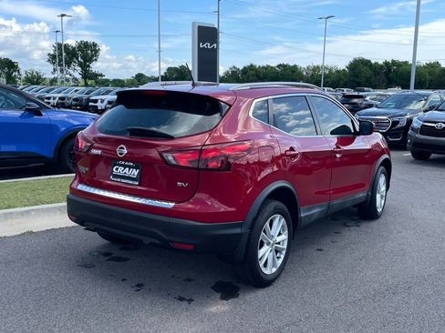 Used 2018 Nissan Rogue Sport SV FWD image 8