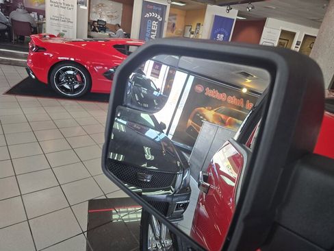 Used 2018 Ford F150 XLT w/ Equipment Group 302A Luxury image 17