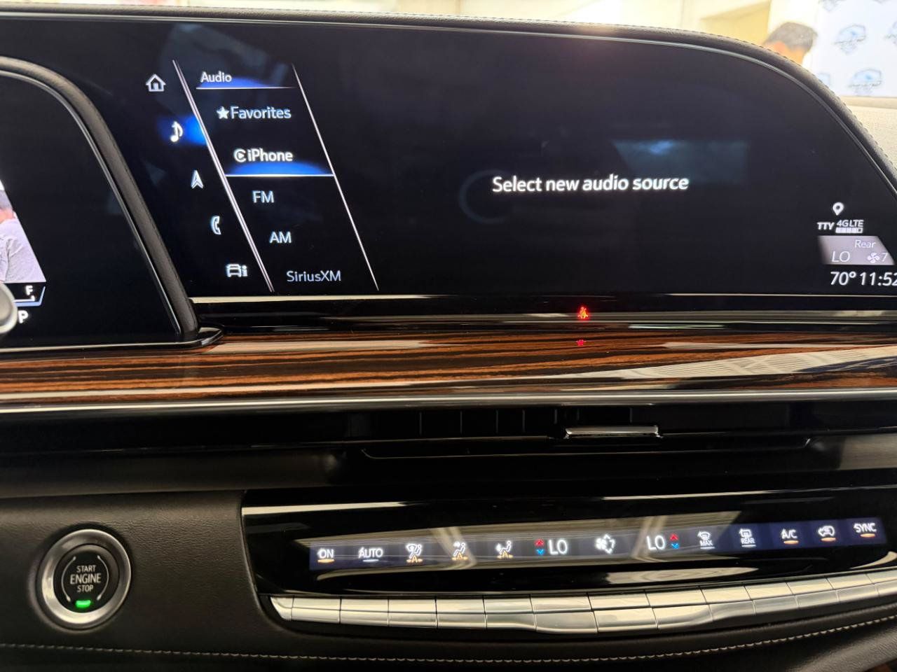 Used 2023 Cadillac Escalade Premium Luxury w/ LPO, Floor Liner Package AWD/4WD image 40