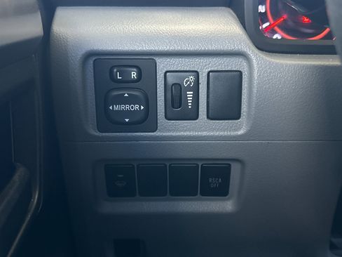 Used 2011 Toyota 4Runner Trail image 26