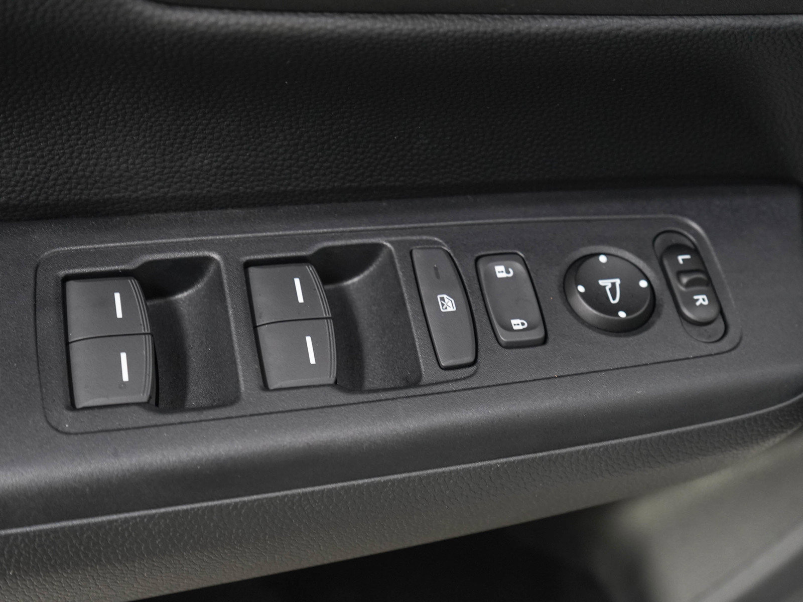 Used 2026 Honda CR-V Sport-L image 21