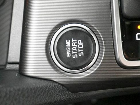 New 2026 Kia Sportage EX w/ EX Panorama Roof Package image 26