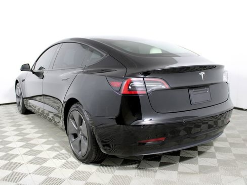 Used 2021 Tesla Model 3 Standard Range Plus image 28