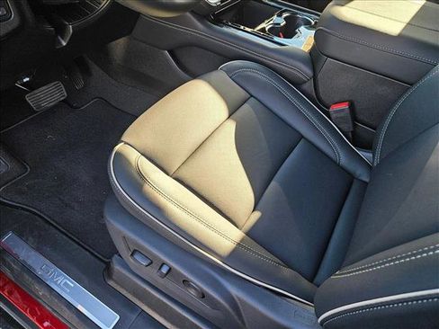 New 2026 GMC Yukon Elevation image 4