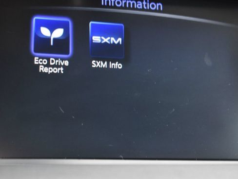 Used 2017 INFINITI QX30 AWD image 28