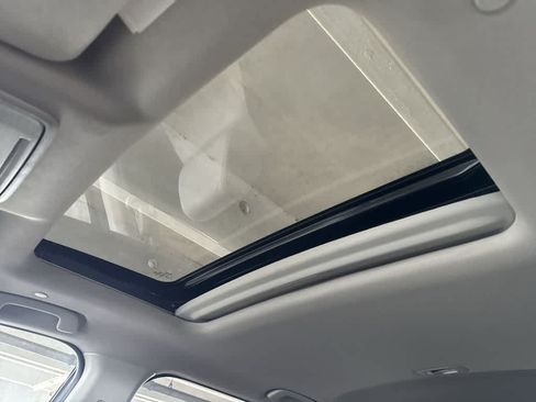 Used 2024 Honda CR-V EX image 16