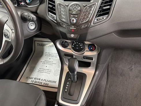 Used 2016 Ford Fiesta SE FWD image 23