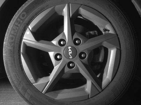 Used 2025 Kia K4 FWD image 13