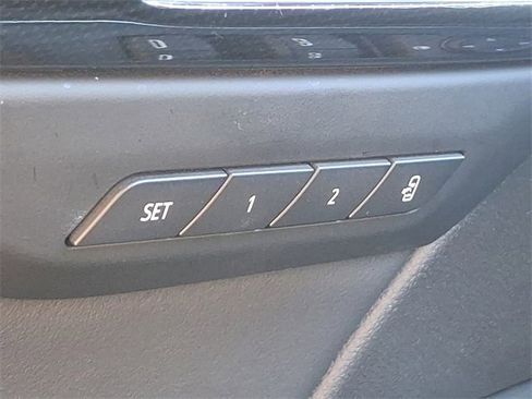 Used 2021 Buick Envision Essence w/ Sport Touring Package image 29