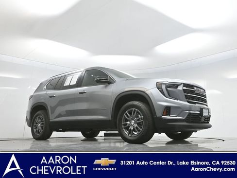Used 2025 GMC Acadia Elevation image 2