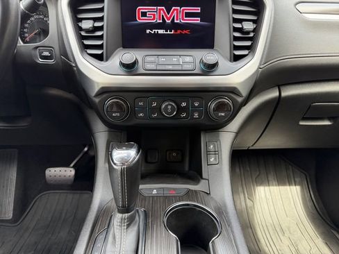 Used 2019 GMC Acadia SLT w/ LPO, 'HIT The Road' Package AWD/4WD image 11