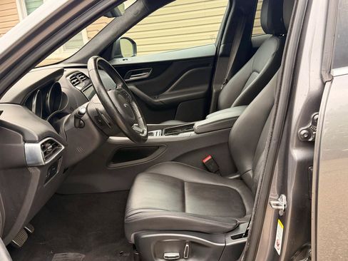 Used 2019 Jaguar F-PACE Premium AWD/4WD image 20