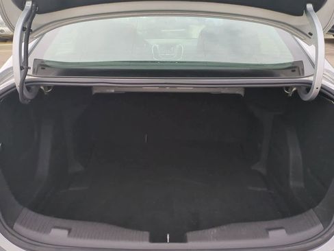 Used 2018 Chevrolet Cruze LT w/ Convenience Package image 31