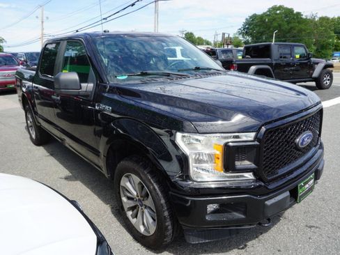 Used 2018 Ford F150 XL w/ Equipment Group 101A Mid AWD/4WD image 19