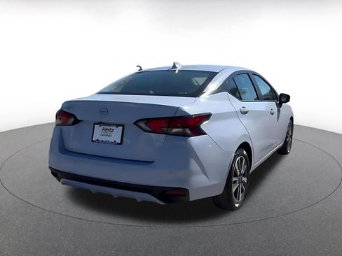 Used 2025 Nissan Versa SV image 15