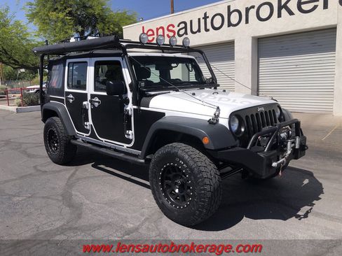 Used 2014 Jeep Wrangler Unlimited Sport AWD/4WD image 5