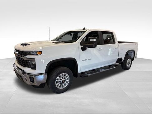 Certified 2025 Chevrolet Silverado 2500 LT w/ Convenience Package image 3
