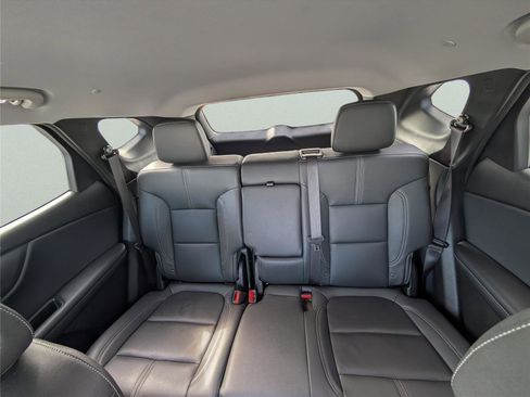 Used 2024 Chevrolet Blazer LT FWD image 10