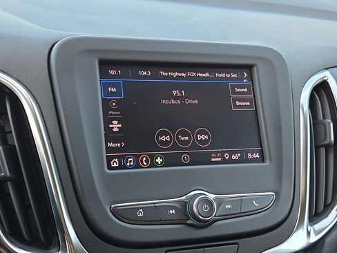 Used 2024 Chevrolet Equinox LT w/ LPO, Floor Liner Package FWD image 24