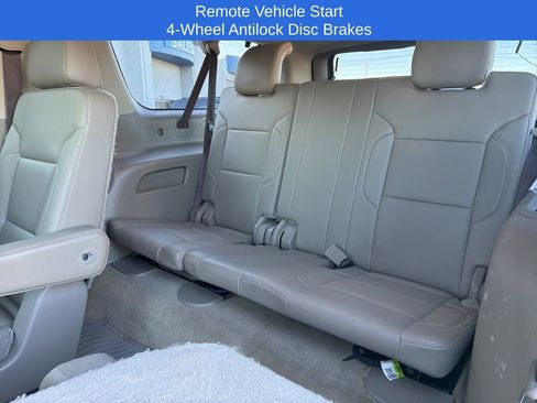 Used 2018 Chevrolet Suburban LT image 17