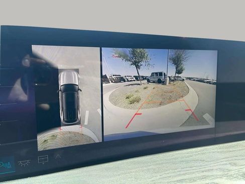 New 2025 Cadillac Escalade IQ Sport 2 w/ LPO, ONYX Package image 47