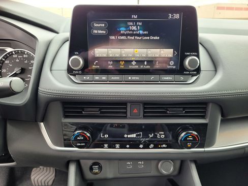 New 2026 Nissan Rogue SV FWD image 10
