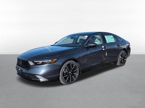 New 2026 Honda Accord Touring image 11