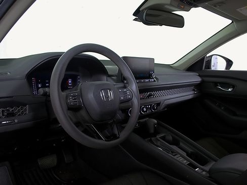 Used 2023 Honda Accord LX image 23