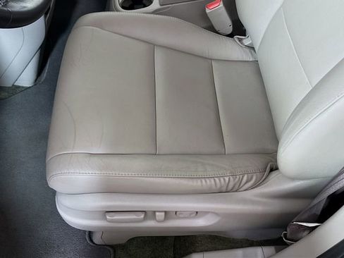 Used 2016 Honda Odyssey Touring image 23