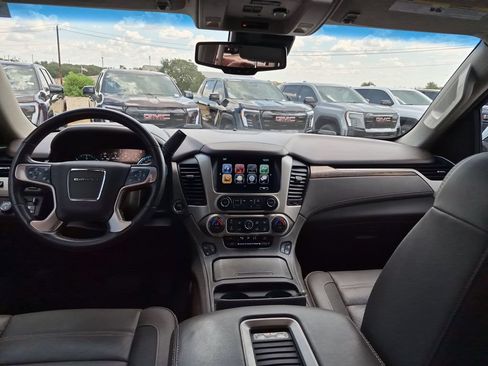 Used 2019 GMC Yukon XL Denali w/ Denali Ultimate Package AWD/4WD image 33