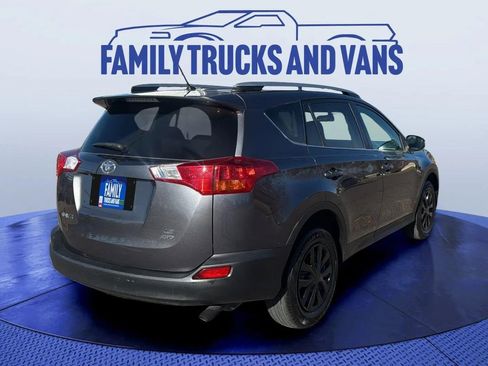 Used 2013 Toyota RAV4 LE image 5