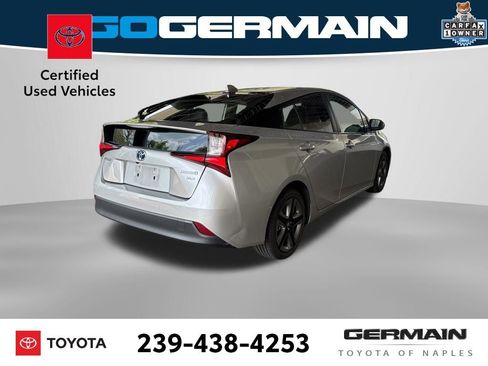 Used 2021 Toyota Prius XLE image 7