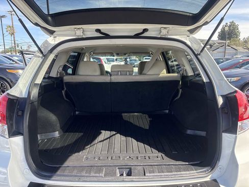 Used 2012 Subaru Outback 2.5i Premium w/ All-Weather Pkg image 12