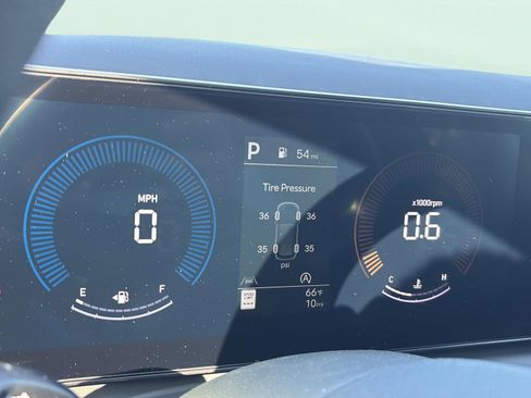 New 2026 Hyundai Tucson SEL FWD image 13