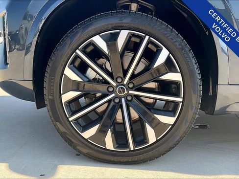 Certified 2025 Volvo XC90 B6 Plus image 11