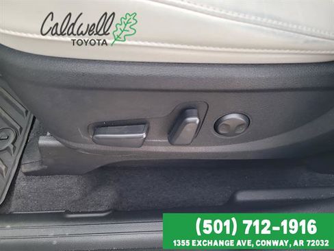 Used 2025 Kia Telluride S image 12