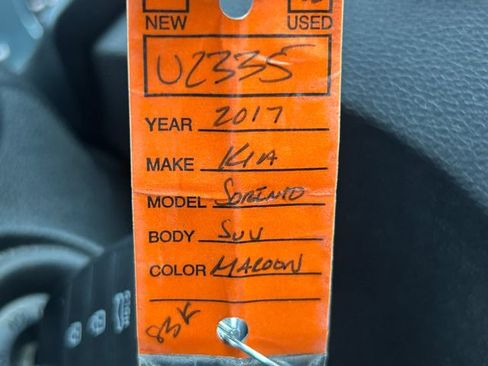 Used 2017 Kia Sorento FWD image 34