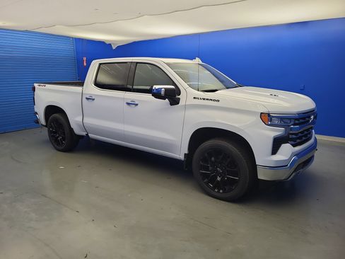 New 2025 Chevrolet Silverado 1500 LTZ w/ Technology Package AWD/4WD image 2