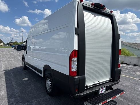 Used 2024 RAM ProMaster 3500 w/ Delivery Van Package image 4