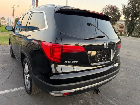 Used 2018 Honda Pilot Touring image 7