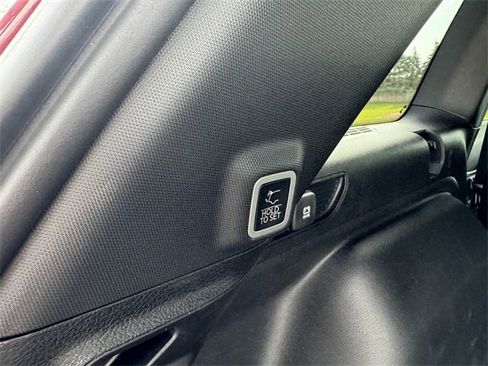 New 2025 Jeep Grand Cherokee Limited image 12