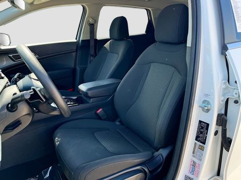 Certified 2023 Kia Sportage LX FWD image 15