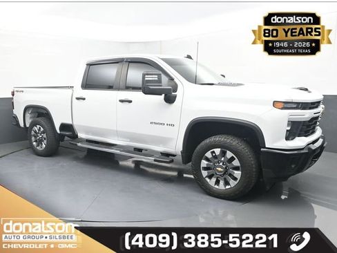 Used 2024 Chevrolet Silverado 2500 Custom w/ Custom Value Package AWD/4WD image 1